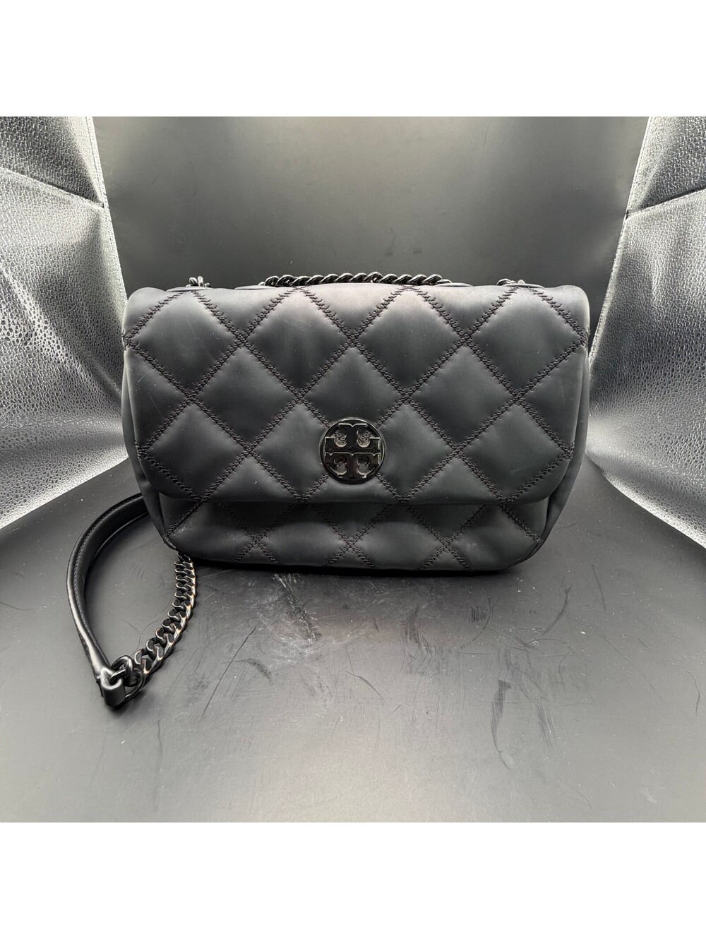 Tory Burch 149682 Willa Matte Womens Black Shoulder Bag
